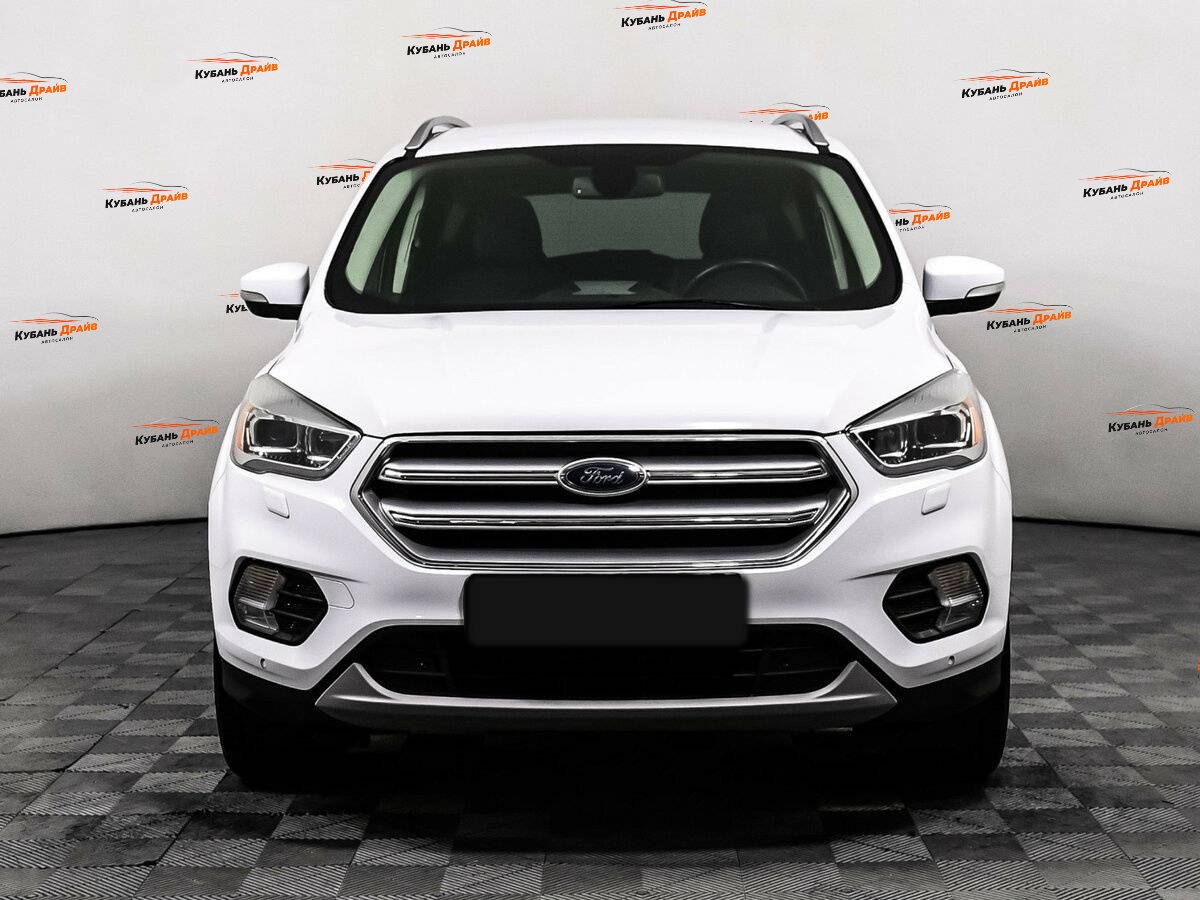 Ford Kuga 2017 года с пробегом. Фото: #1