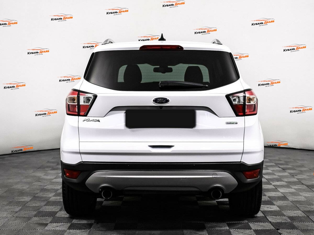 Ford Kuga 2017 года с пробегом. Фото: #5