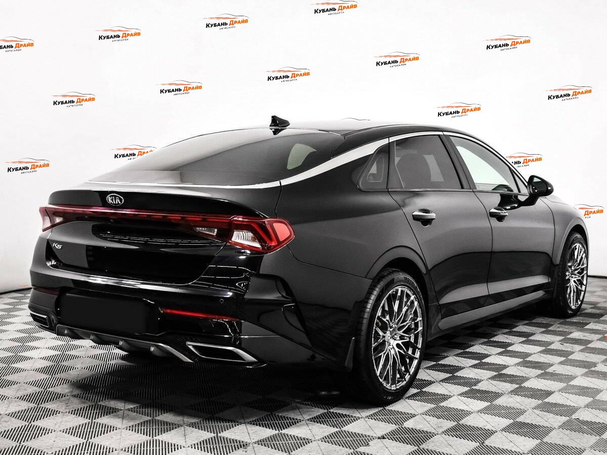 Kia K5 2021 года с пробегом. Фото: #4