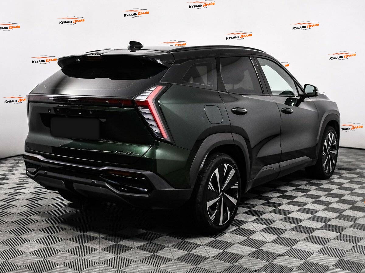 Geely Atlas 2023 года с пробегом. Фото: #4