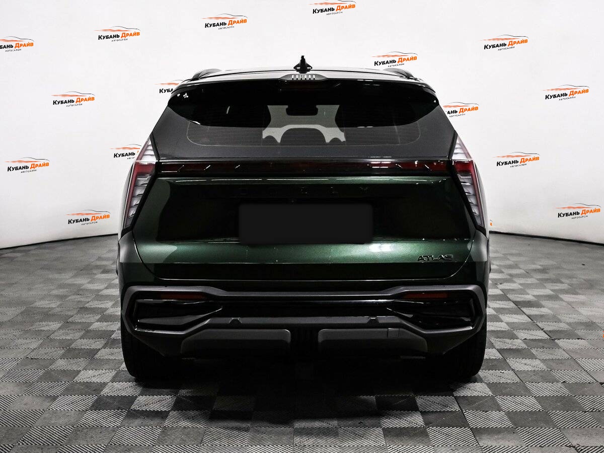 Geely Atlas 2023 года с пробегом. Фото: #5