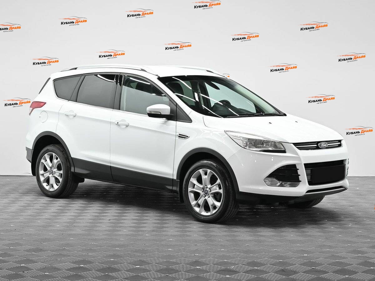 Ford Kuga 2013 года с пробегом. Фото: #1