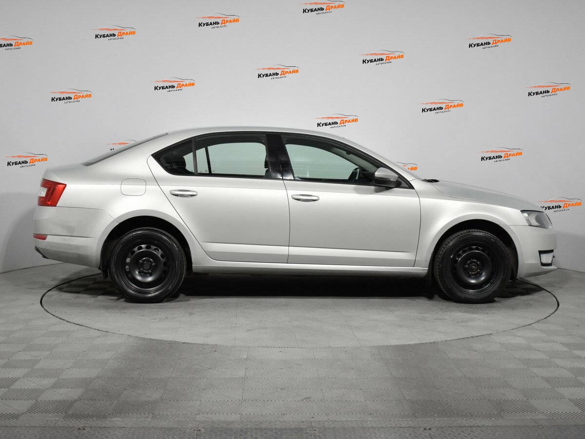 Skoda Octavia 2015 года с пробегом. Фото: #3