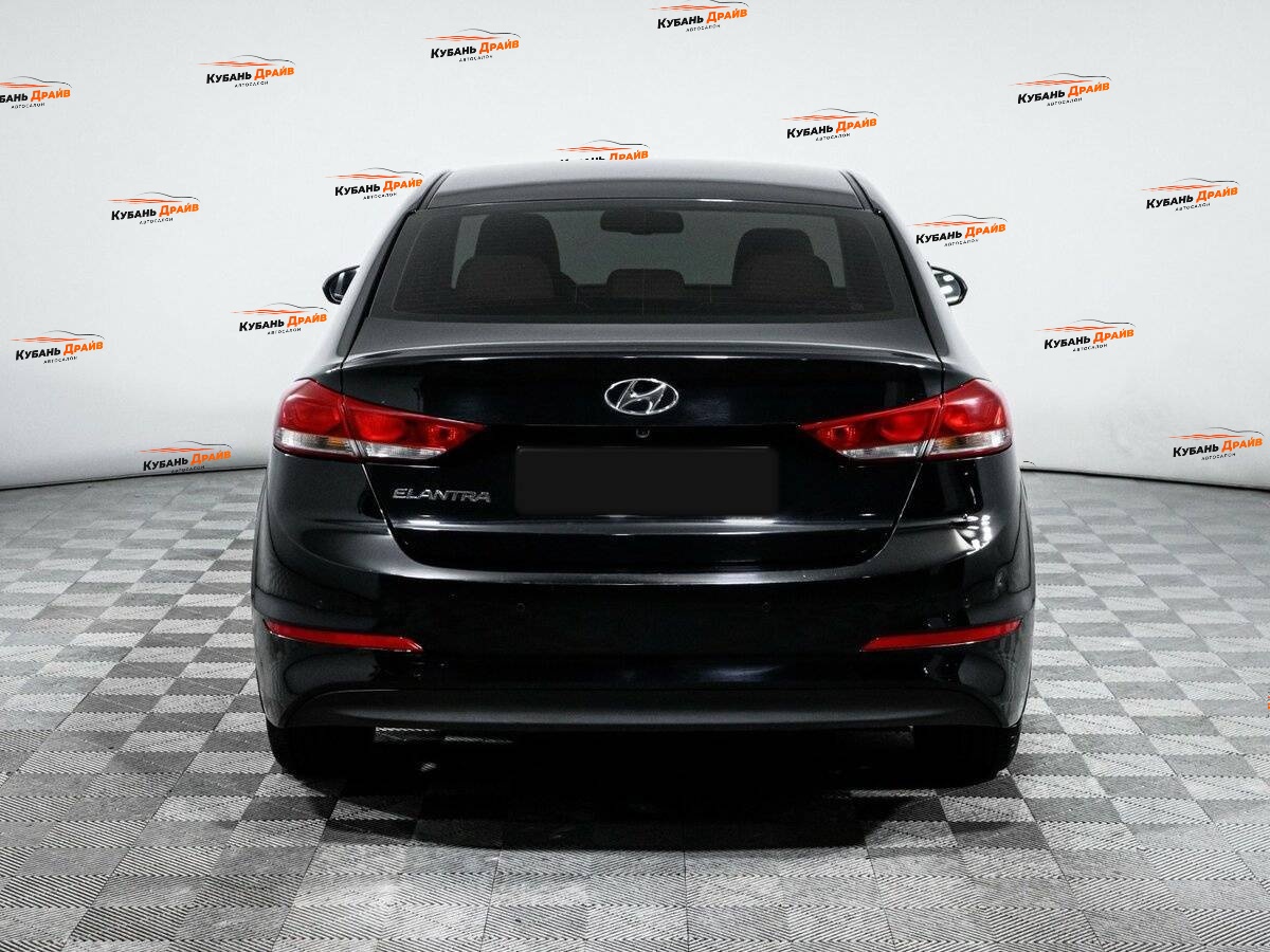 Hyundai Elantra 2016 года с пробегом. Фото: #4