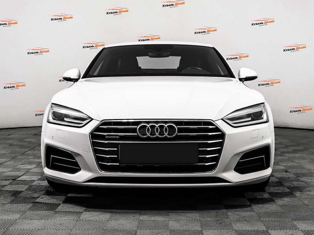 Audi A5 2018 года с пробегом. Фото: #1