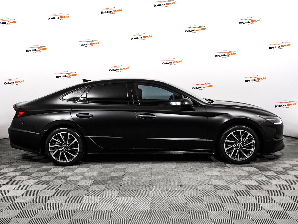 Hyundai Sonata 2021 года с пробегом. Фото: #3