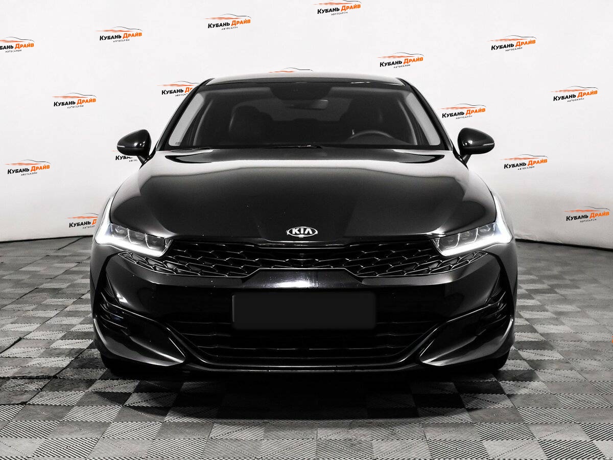 Kia K5 2021 года с пробегом. Фото: #1