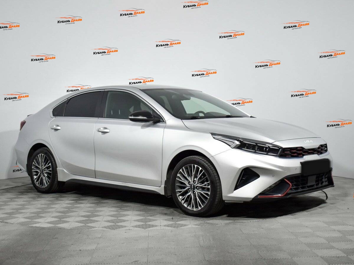 Kia Cerato 2022 года с пробегом. Фото: #2