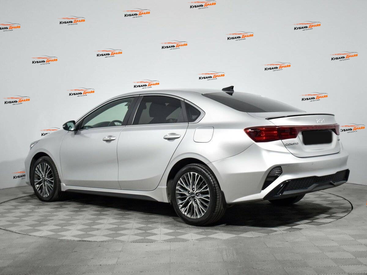 Kia Cerato 2022 года с пробегом. Фото: #6