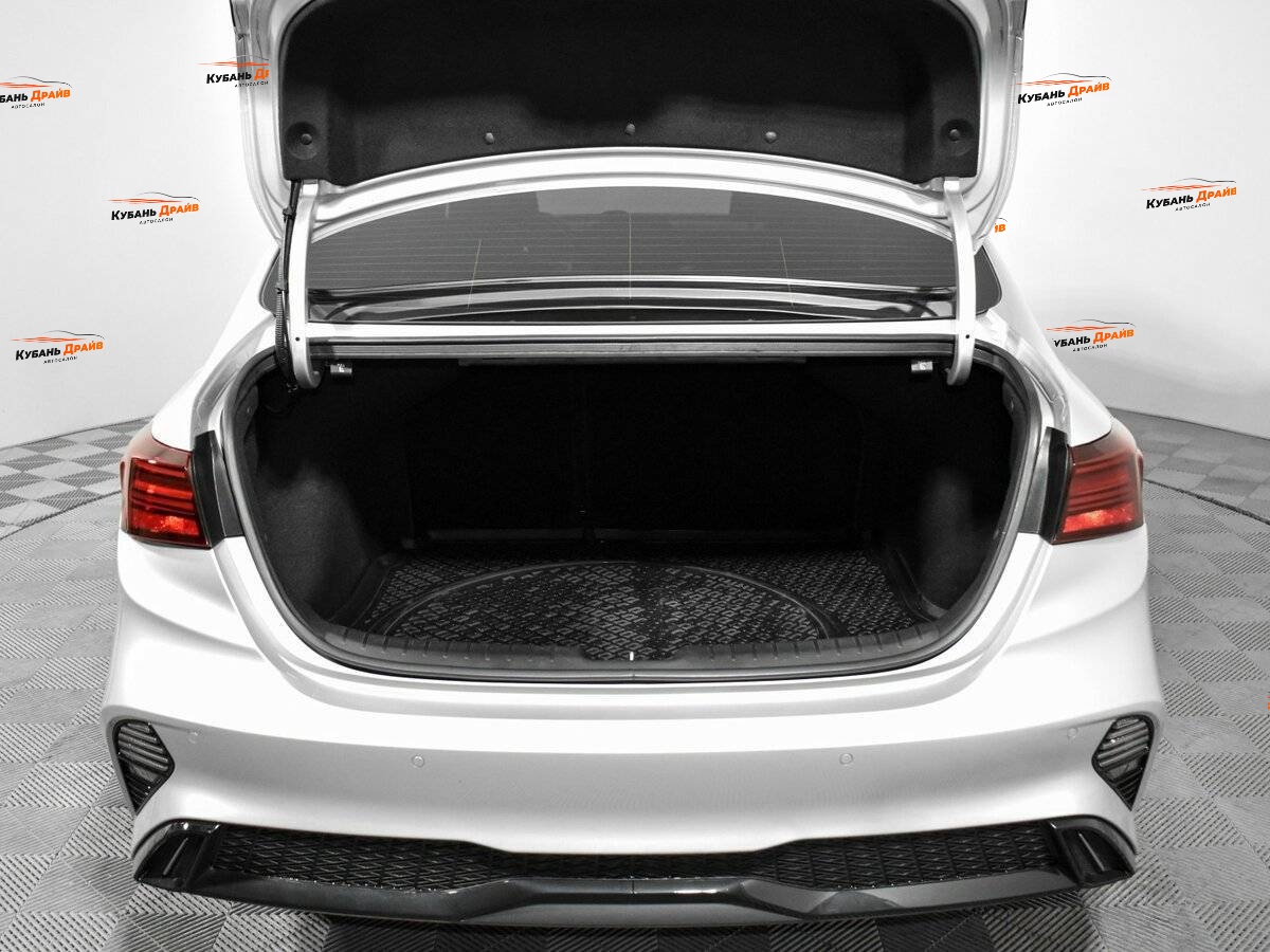 Kia Cerato 2022 года с пробегом. Фото: #20