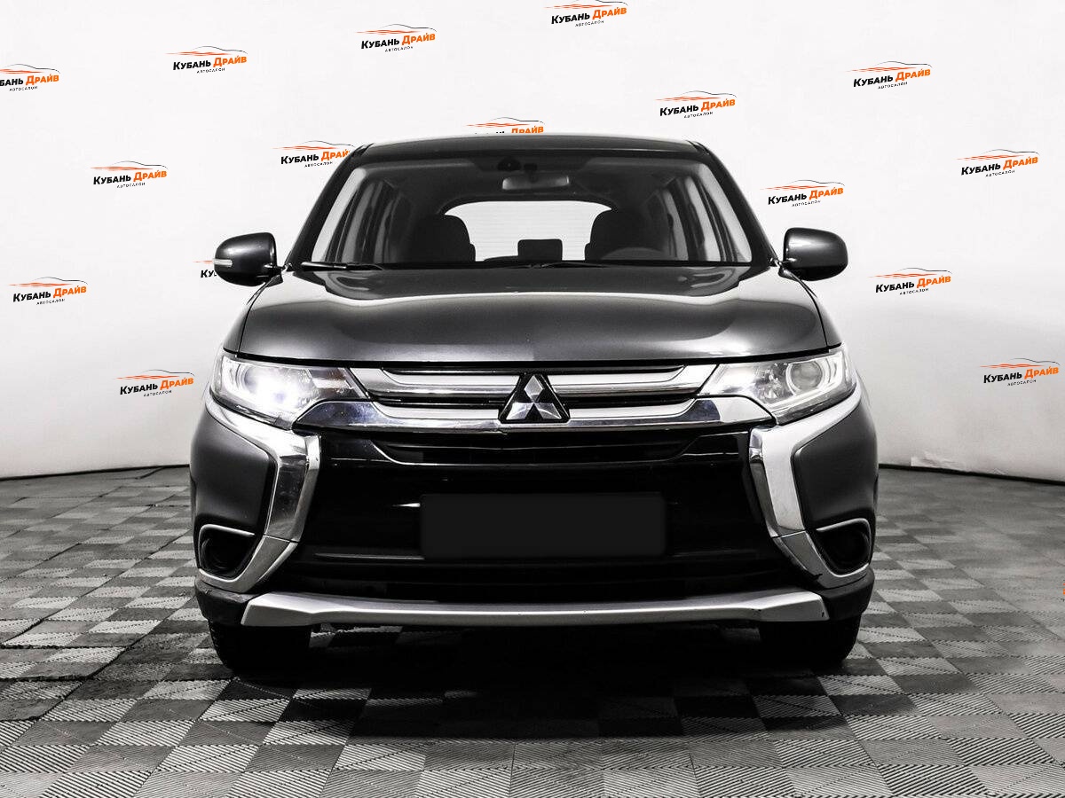 Mitsubishi Outlander 2015 года с пробегом. Фото: #1