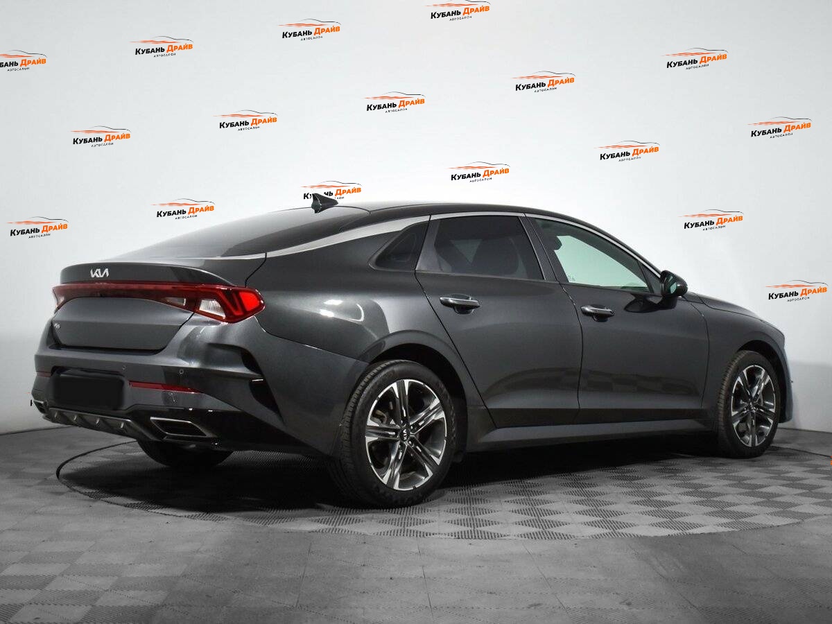 Kia K5 2020 года с пробегом. Фото: #3