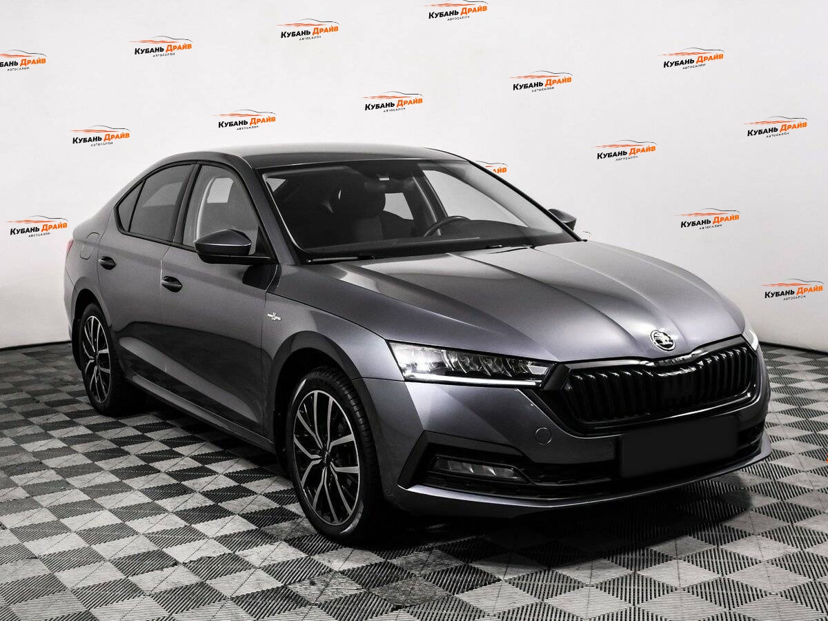Skoda Octavia 2021 года с пробегом. Фото: #2