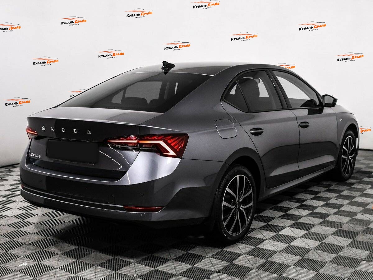 Skoda Octavia 2021 года с пробегом. Фото: #4