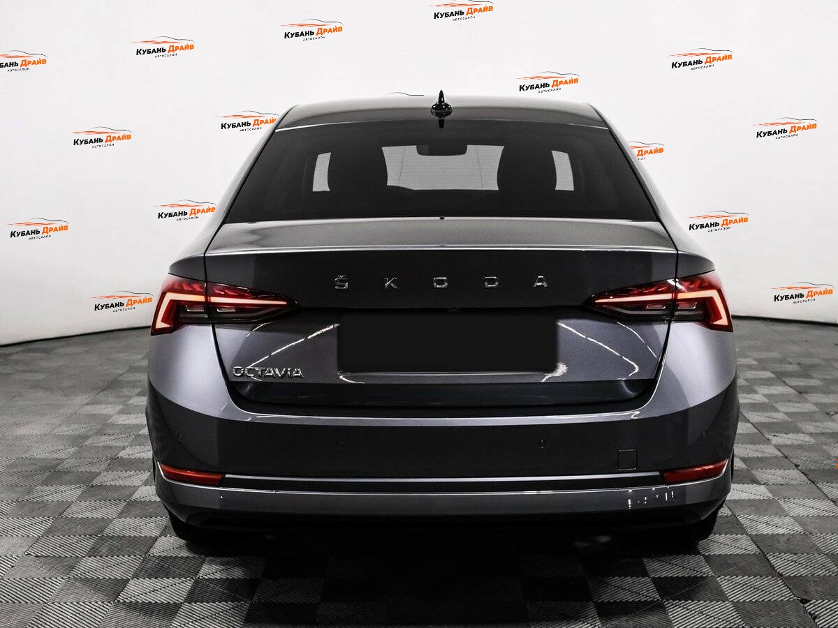 Skoda Octavia 2021 года с пробегом. Фото: #5