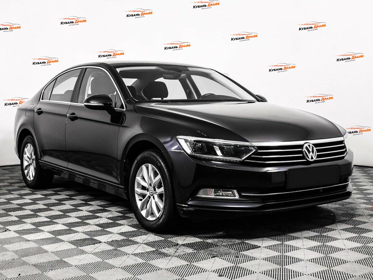 Volkswagen Passat 2018 года с пробегом. Фото: #2