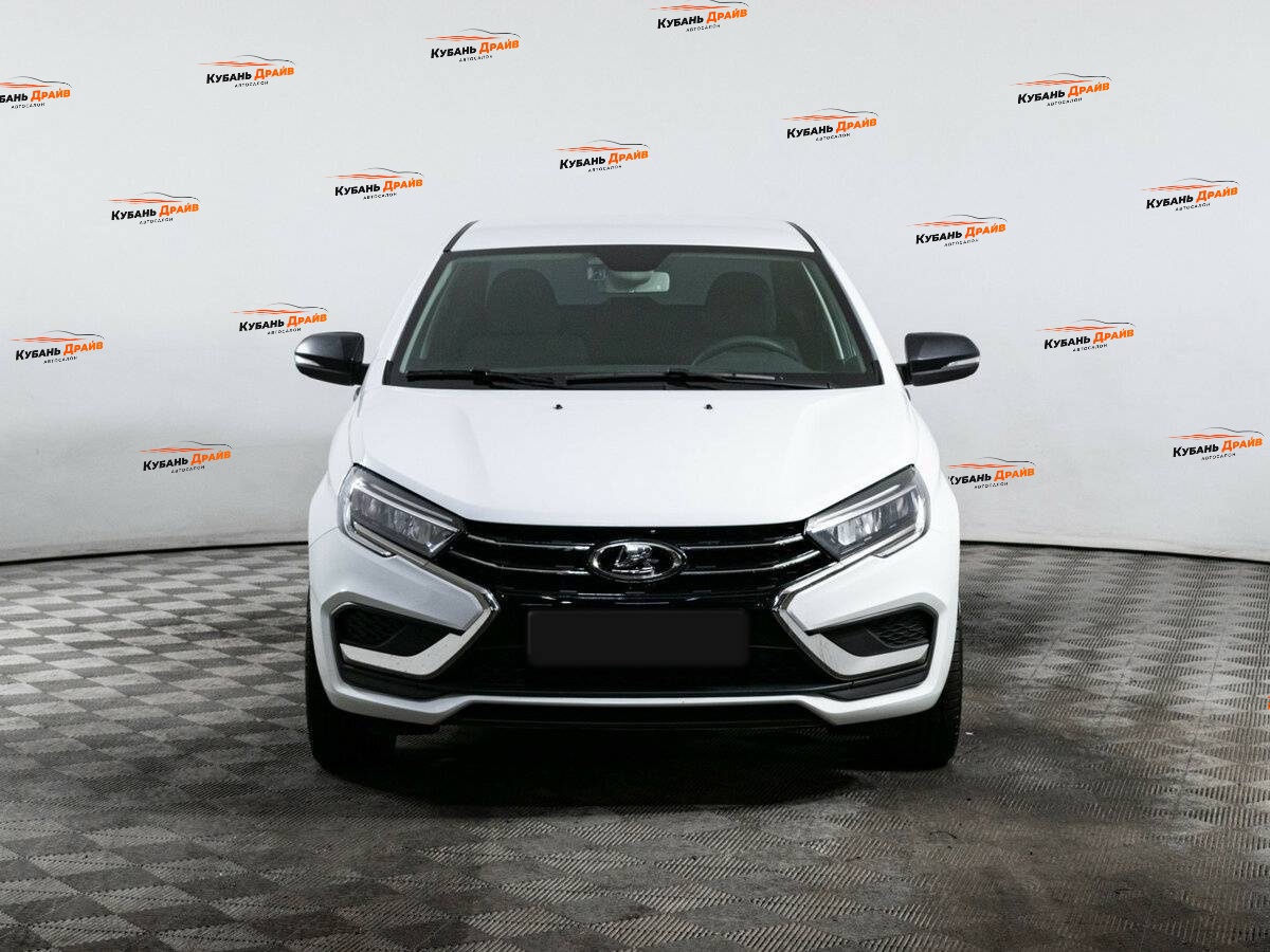 Lada (ВАЗ) Vesta 2024 года с пробегом. Фото: #1