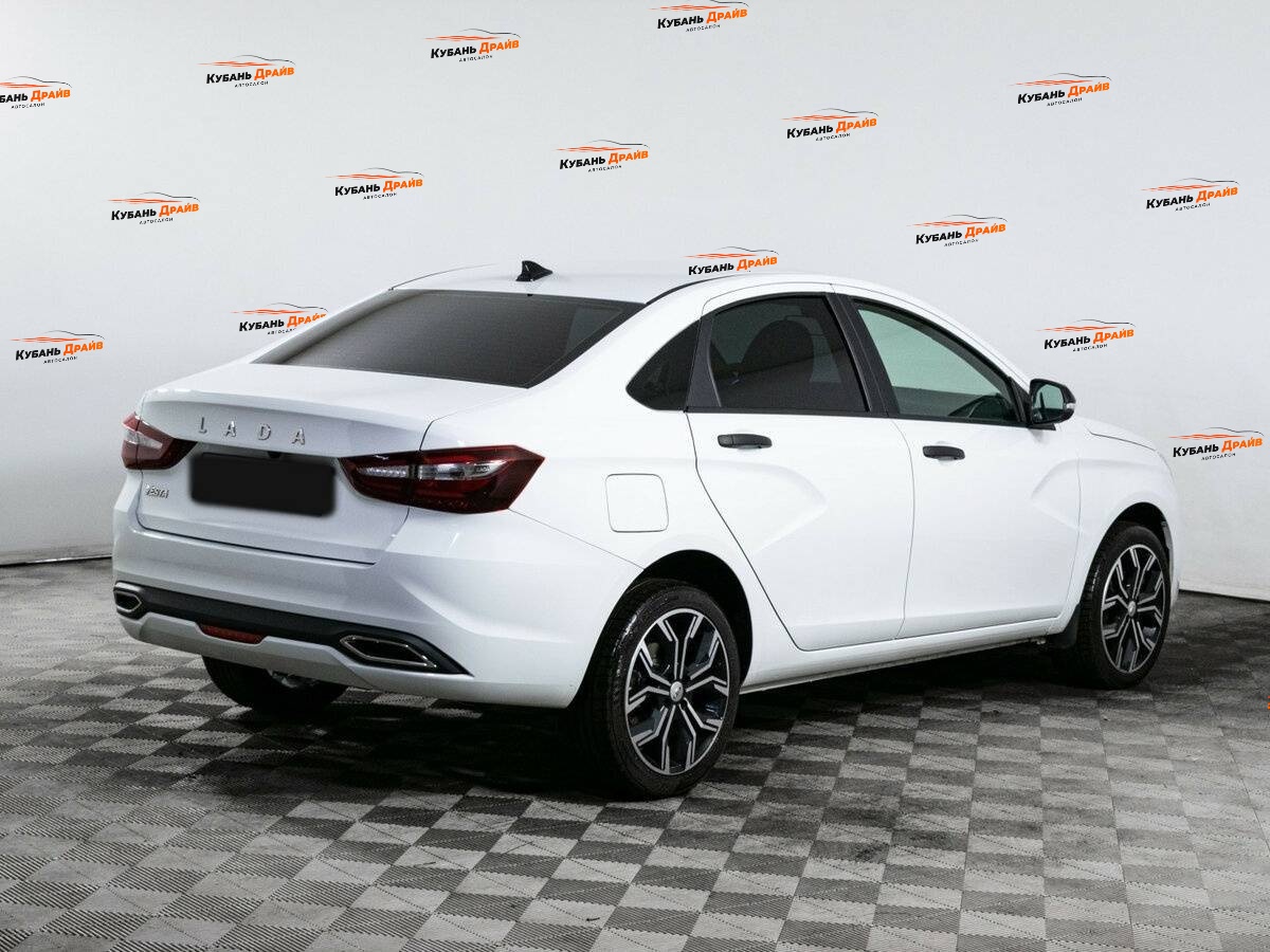 Lada (ВАЗ) Vesta 2024 года с пробегом. Фото: #3