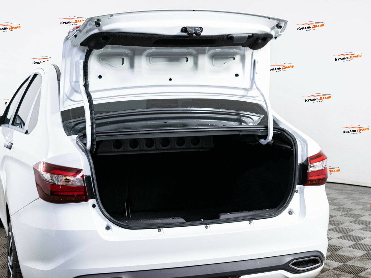 Lada (ВАЗ) Vesta 2024 года с пробегом. Фото: #6