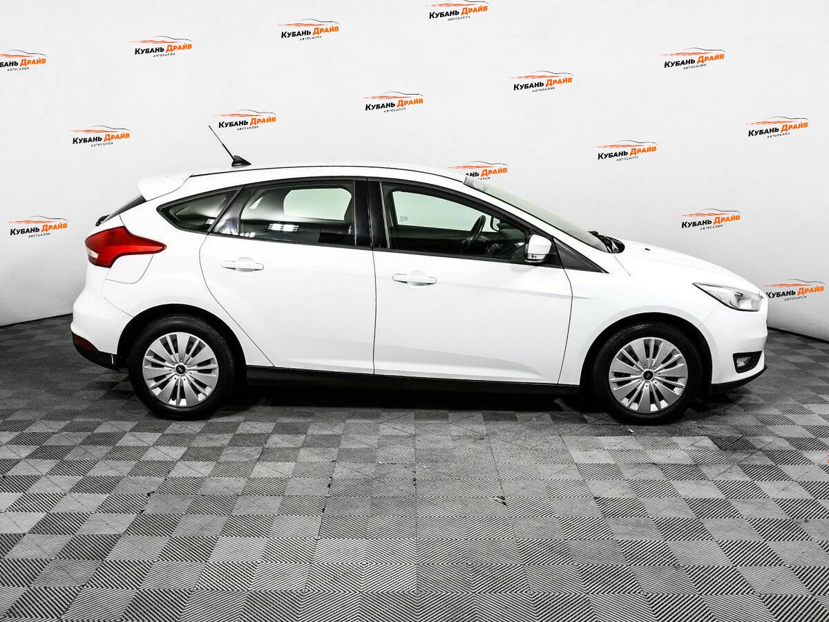Ford Focus 2018 года с пробегом. Фото: #3
