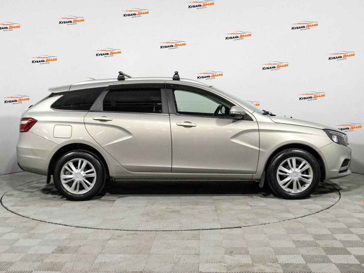 Lada (ВАЗ) Vesta 2019 года с пробегом. Фото: #3