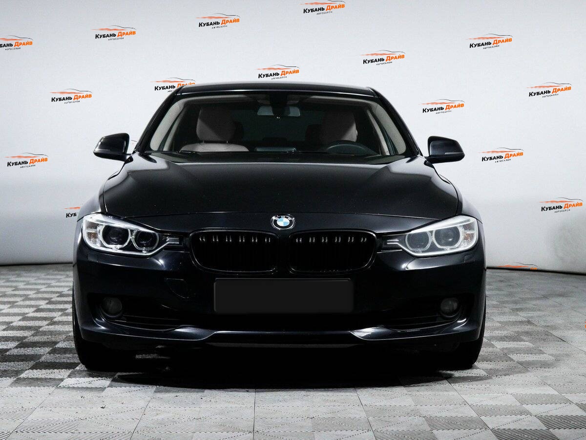 BMW 3 серии 2013 года с пробегом. Фото: #1