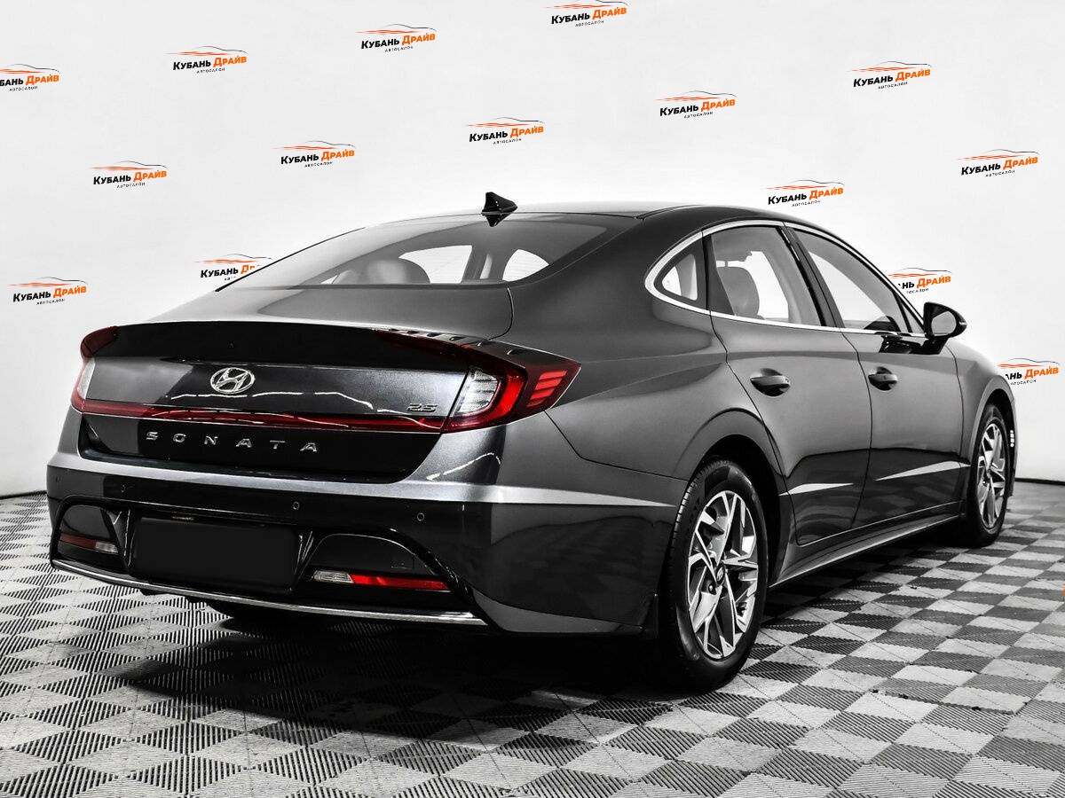 Hyundai Sonata 2019 года с пробегом. Фото: #4