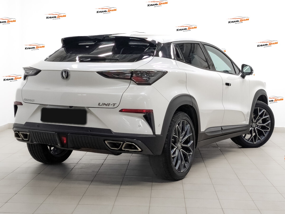 Changan UNI-T 2024 года с пробегом. Фото: #4