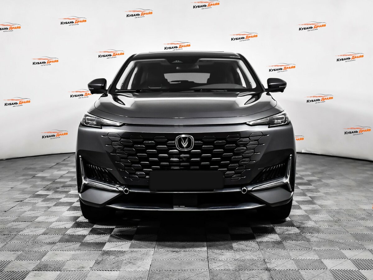 Changan UNI-K 2024 года с пробегом. Фото: #1