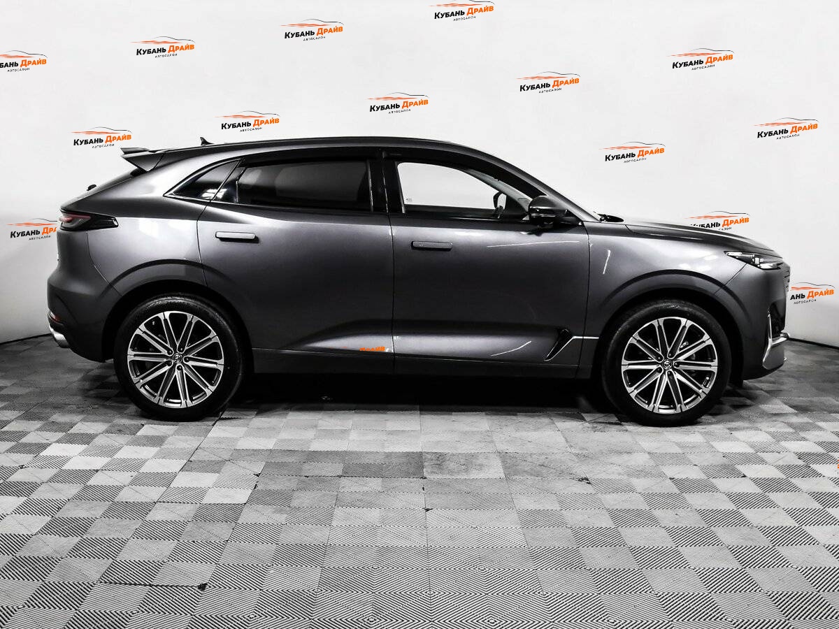 Changan UNI-K 2024 года с пробегом. Фото: #3