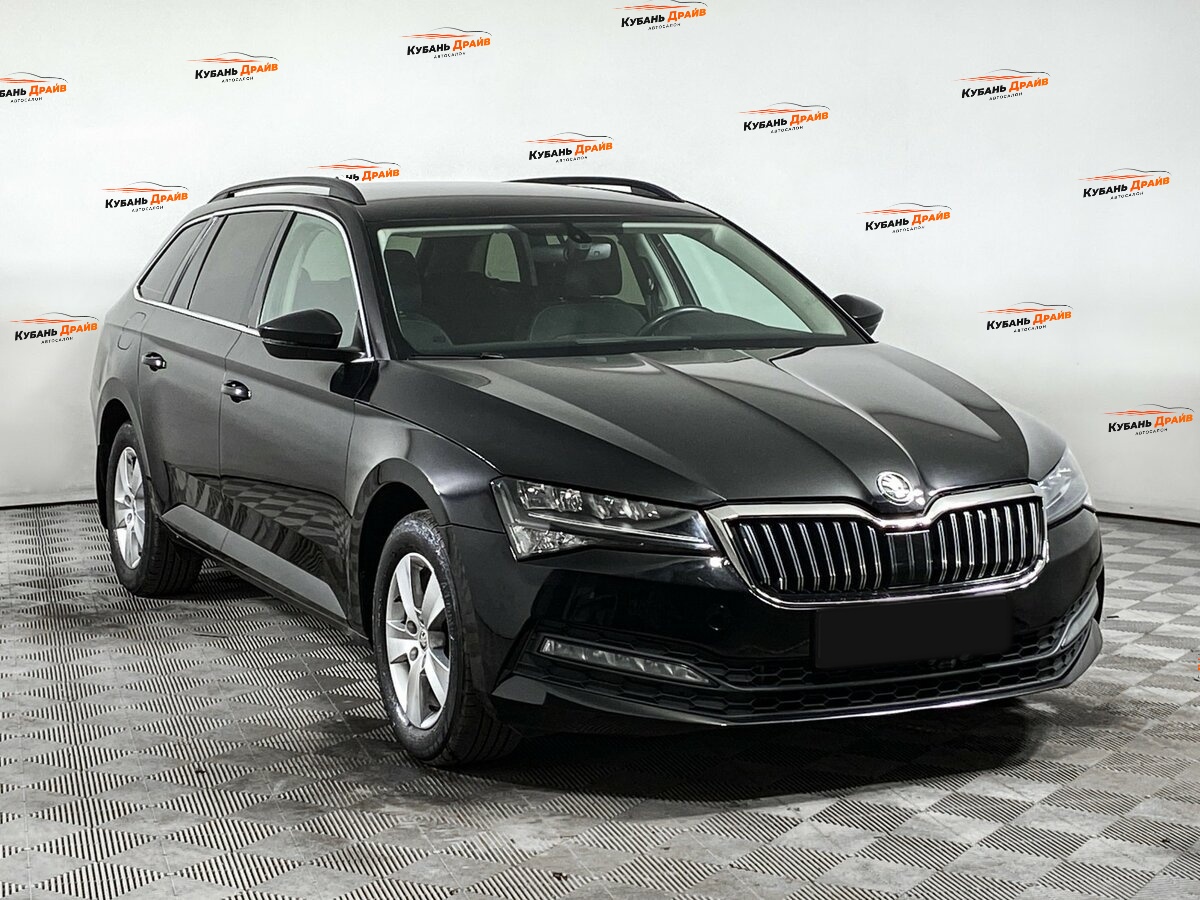 Skoda Superb 2020 года с пробегом. Фото: #2