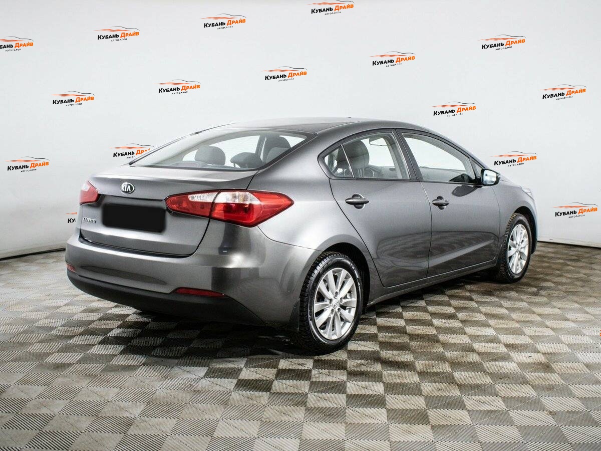 Kia Cerato 2015 года с пробегом. Фото: #3