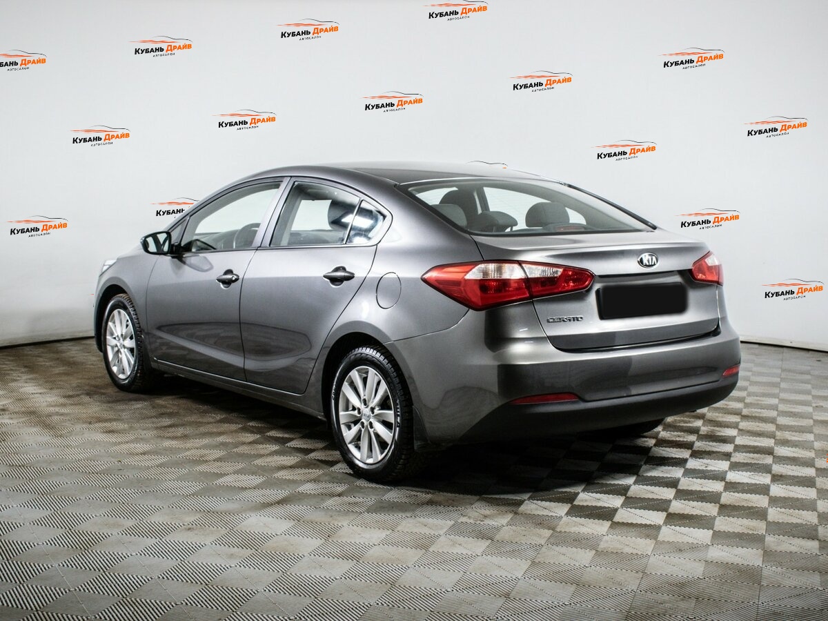 Kia Cerato 2015 года с пробегом. Фото: #5
