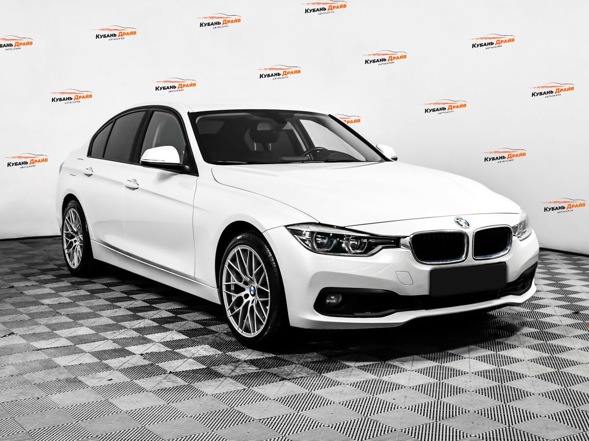 BMW 3 серии 2017 года с пробегом. Фото: #2