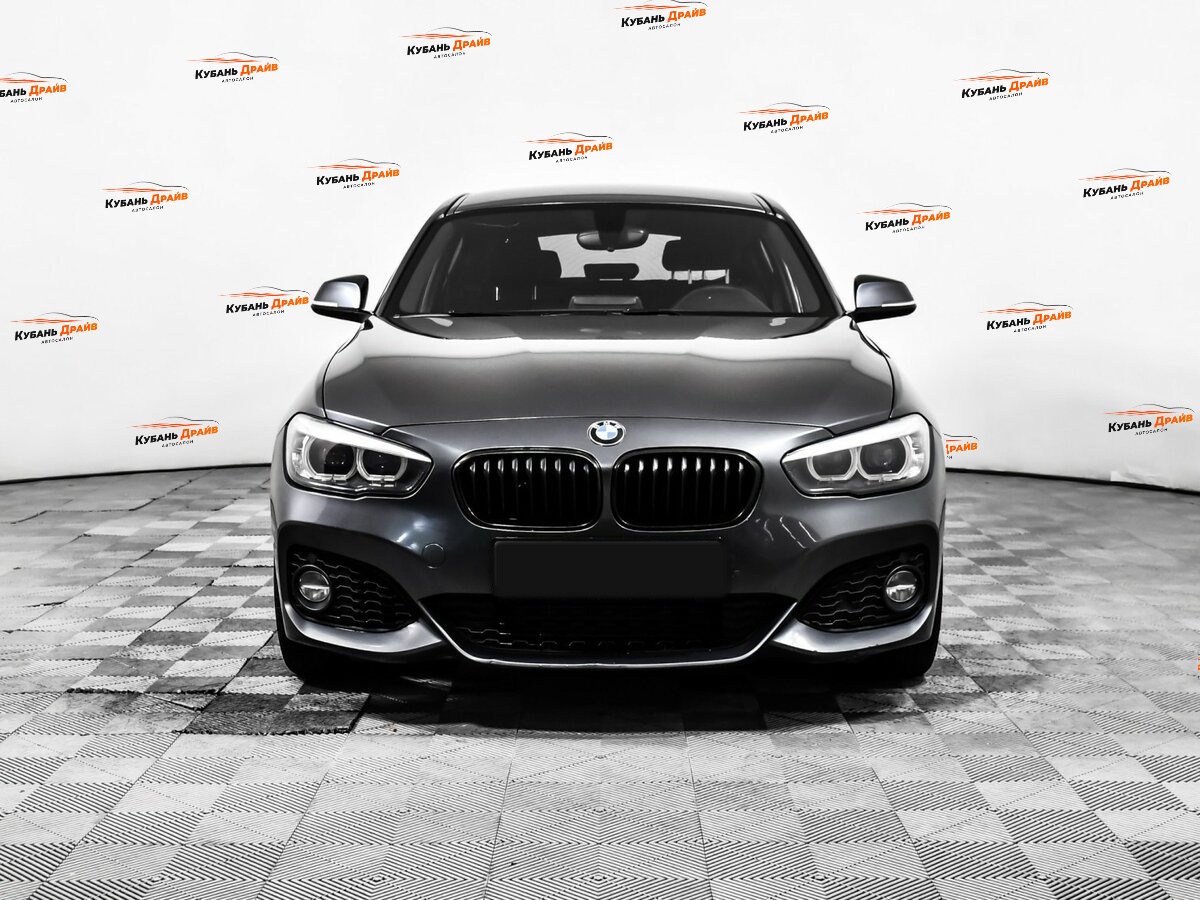 BMW 1 серии 2019 года с пробегом. Фото: #1