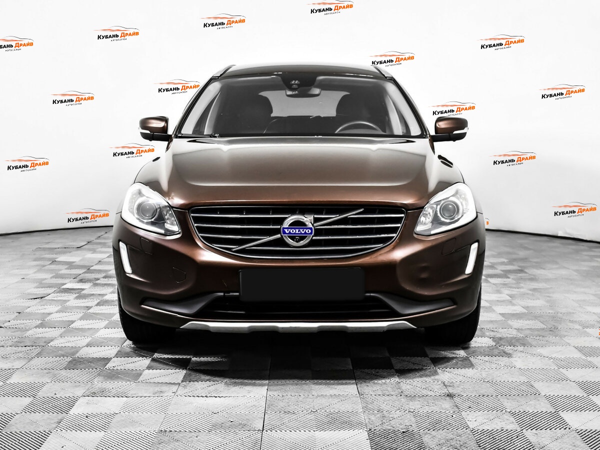Volvo XC60 2015 года с пробегом. Фото: #1