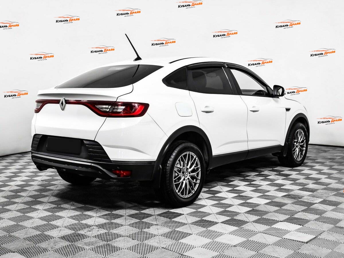 Renault Arkana 2021 года с пробегом. Фото: #3