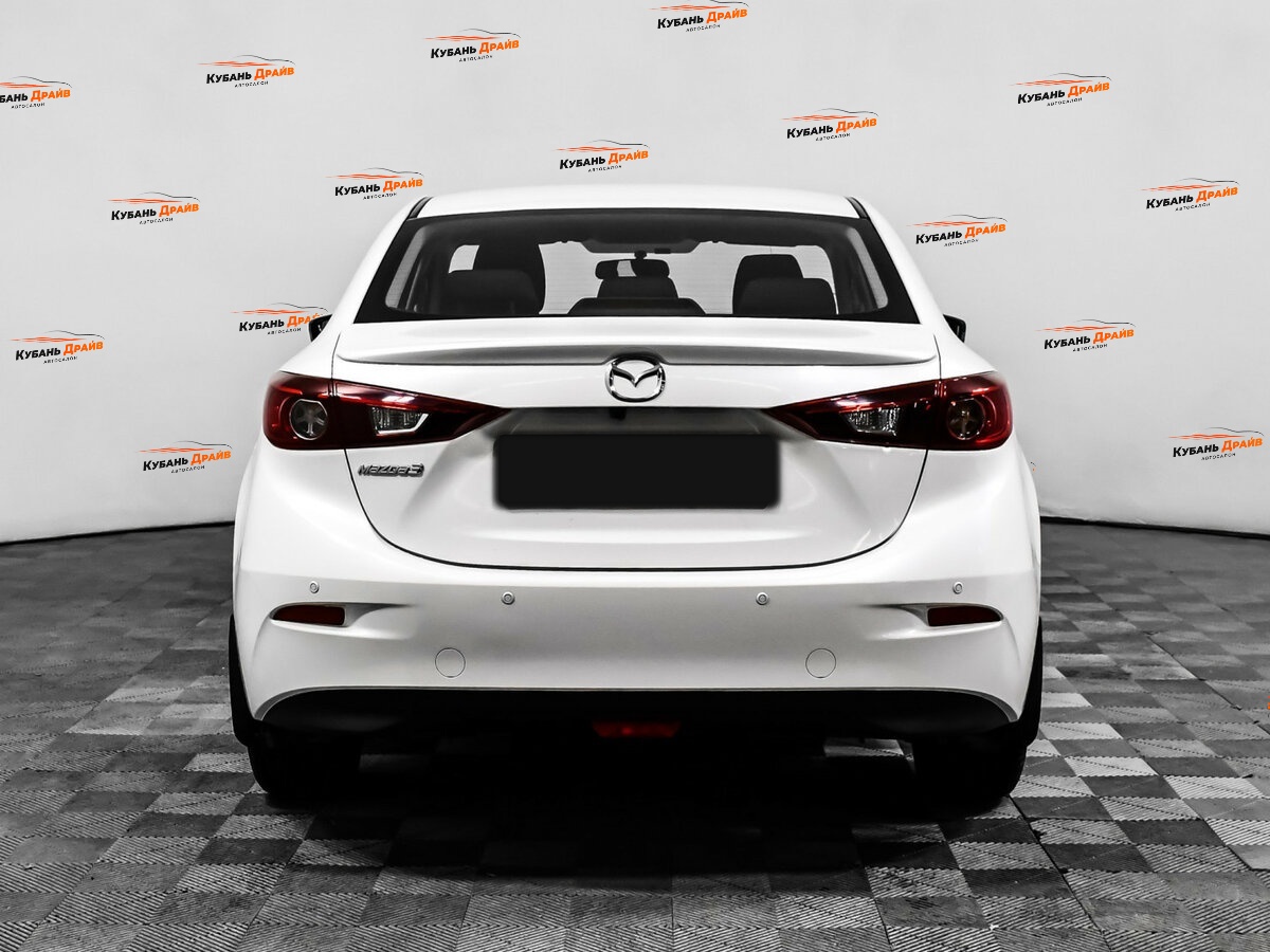 Mazda 3 2015 года с пробегом. Фото: #4
