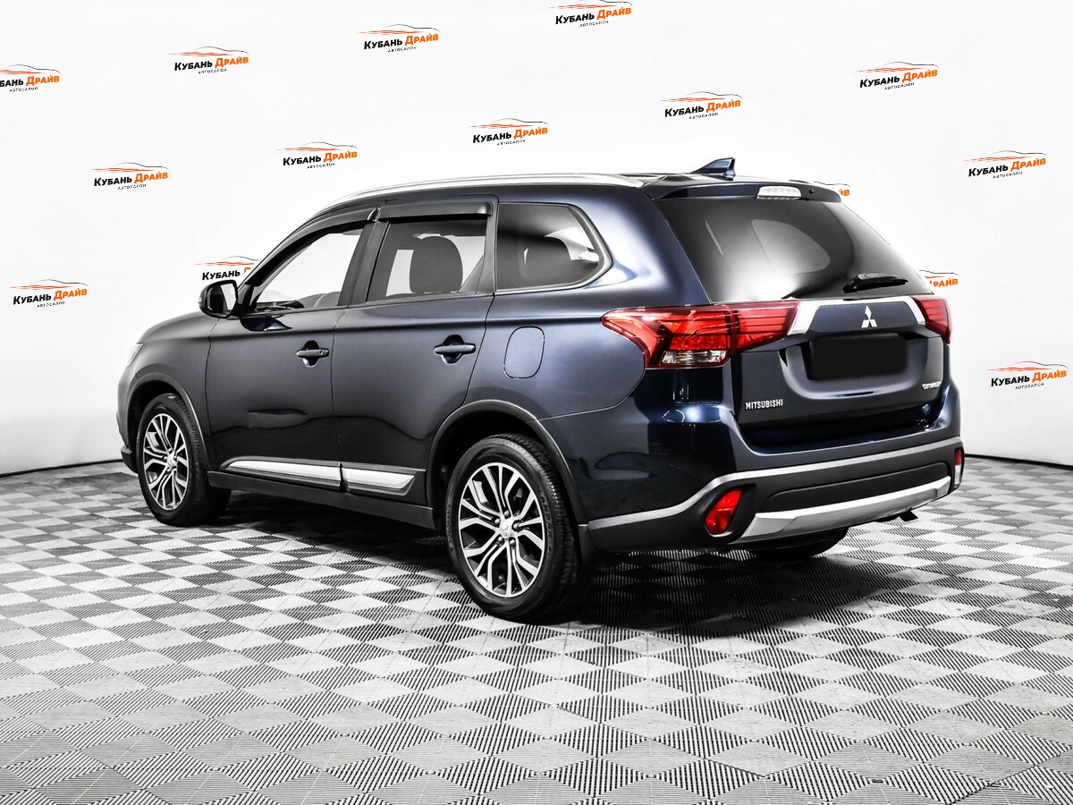 Mitsubishi Outlander 2018 года с пробегом. Фото: #5