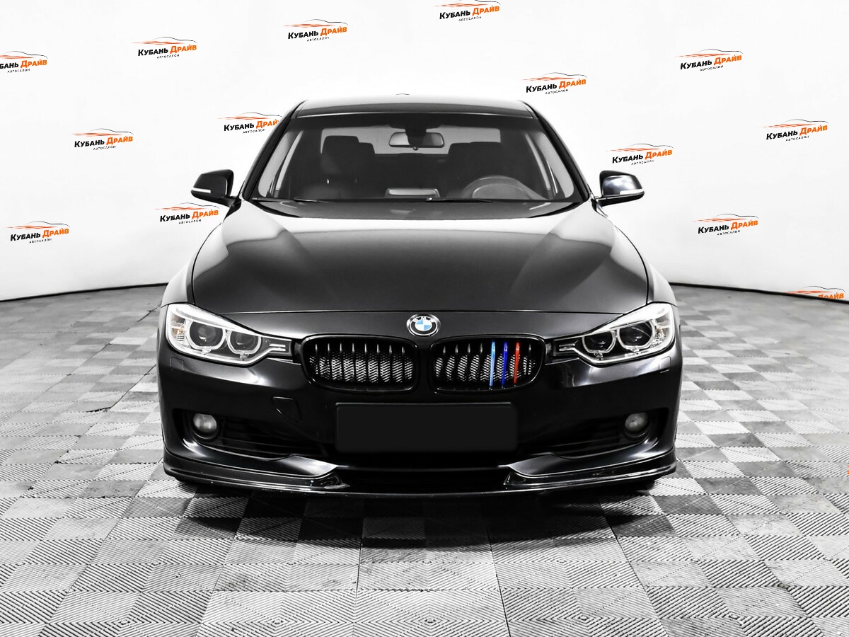 BMW 3 серии 2013 года с пробегом. Фото: #1