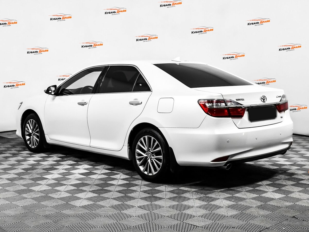 Toyota Camry 2016 года с пробегом. Фото: #5