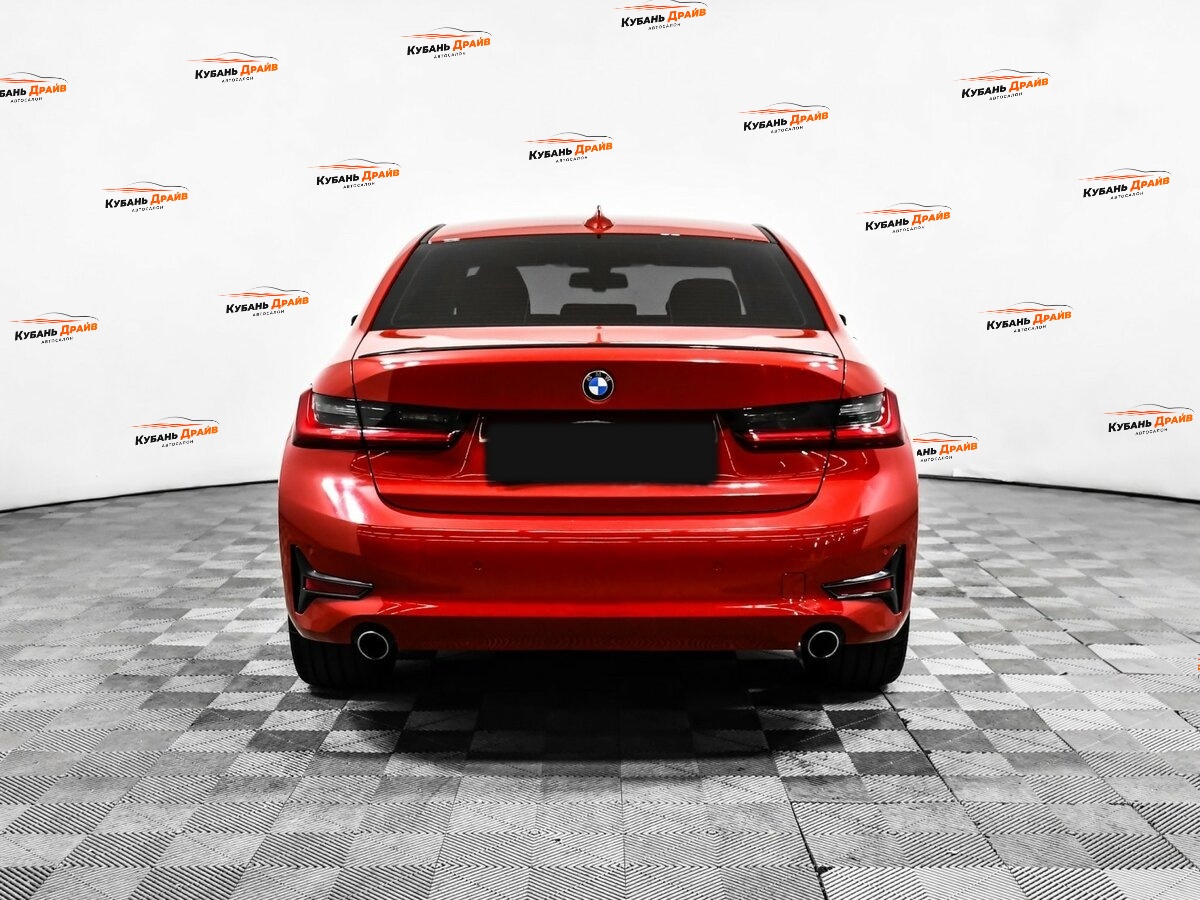BMW 3 серии 2019 года с пробегом. Фото: #4