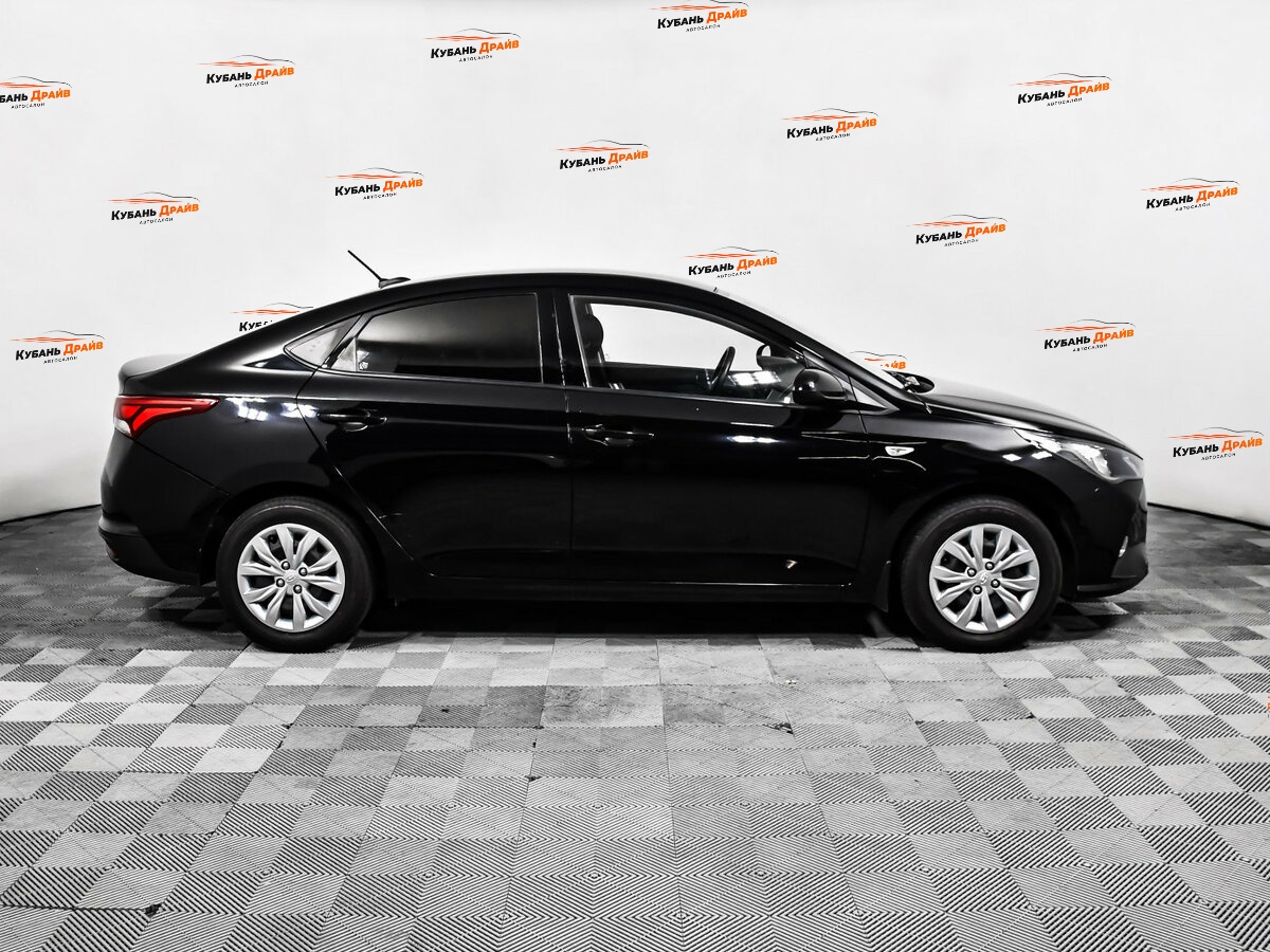 Hyundai Solaris 2021 года с пробегом. Фото: #3