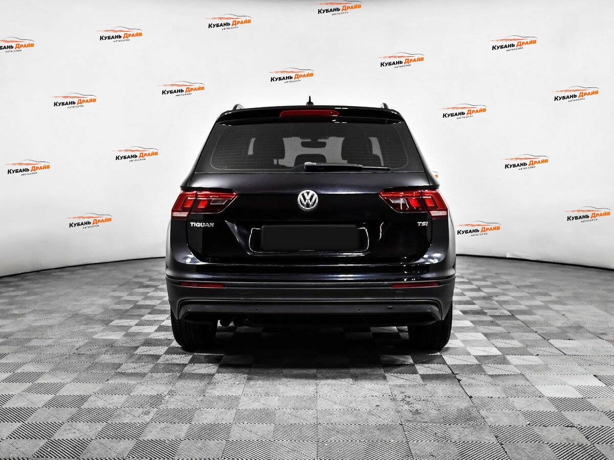 Volkswagen Tiguan 2017 года с пробегом. Фото: #4