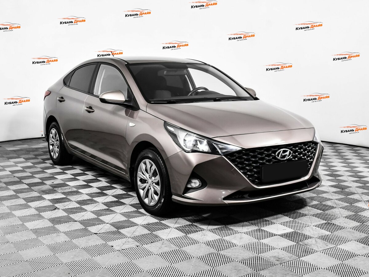 Hyundai Solaris 2020 года с пробегом. Фото: #2