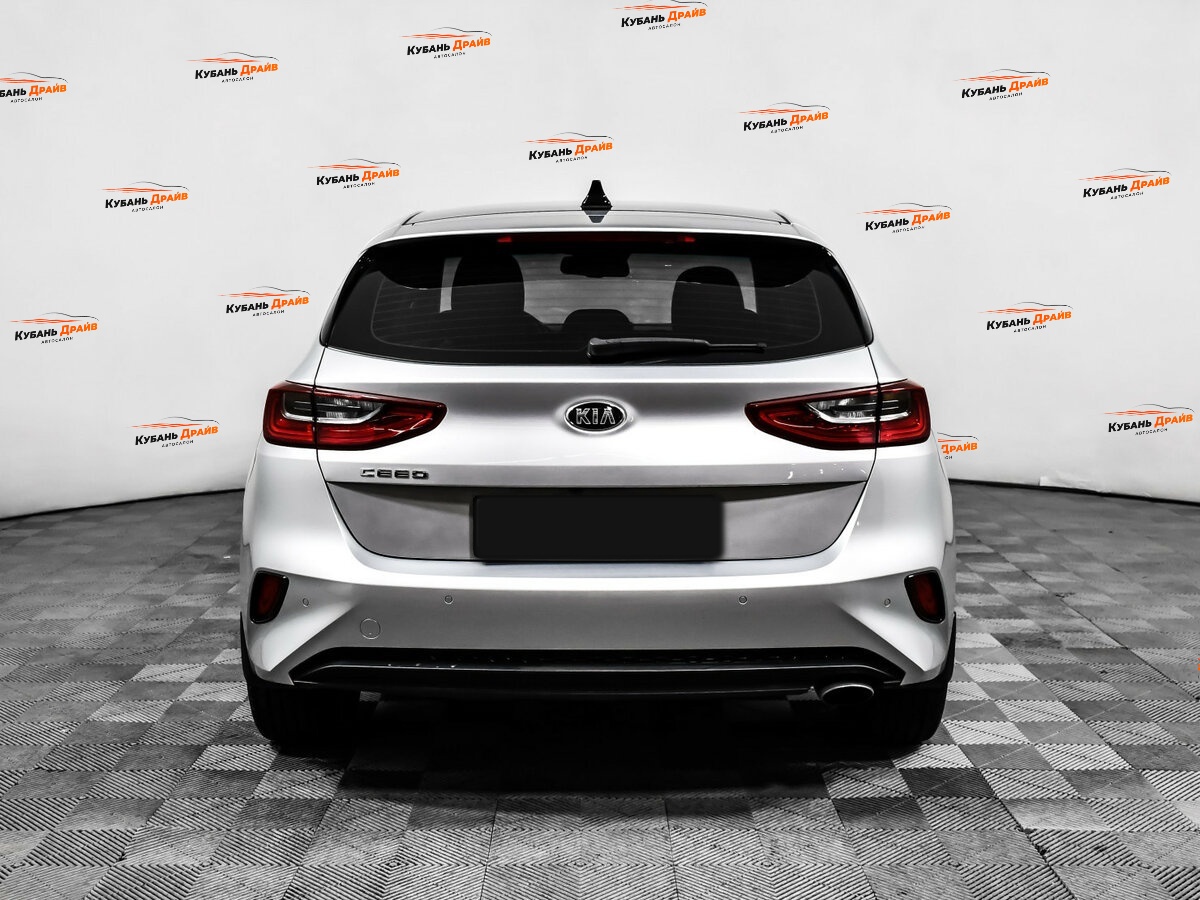 Kia Ceed 2018 года с пробегом. Фото: #4