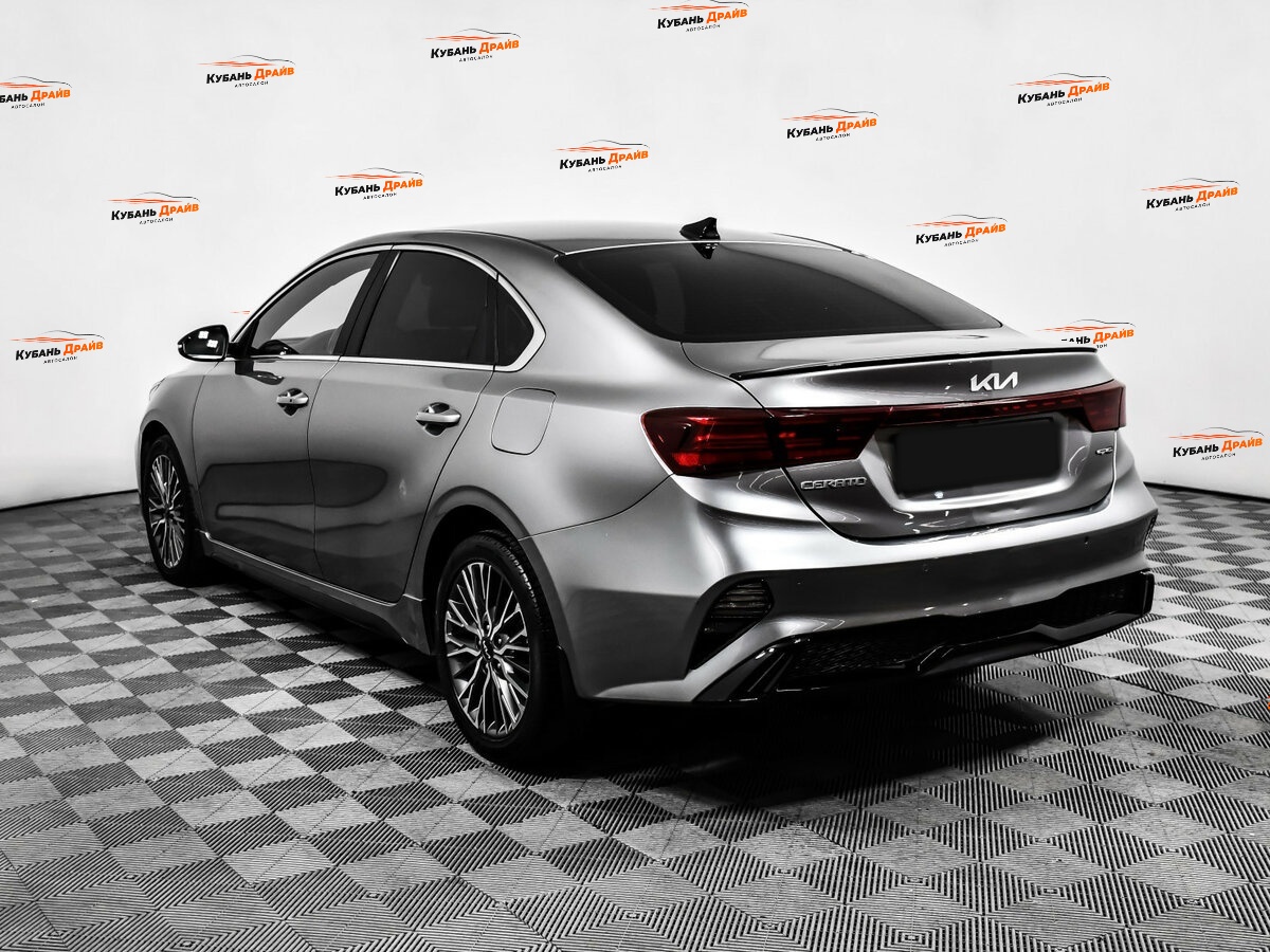 Kia Cerato 2021 года с пробегом. Фото: #5