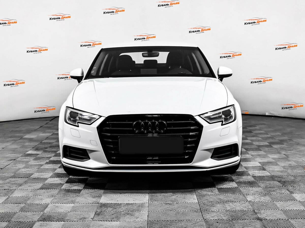 Audi A3 2019 года с пробегом. Фото: #1