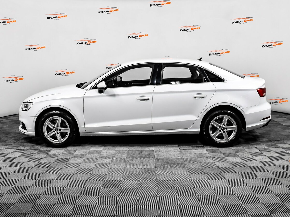 Audi A3 2019 года с пробегом. Фото: #7