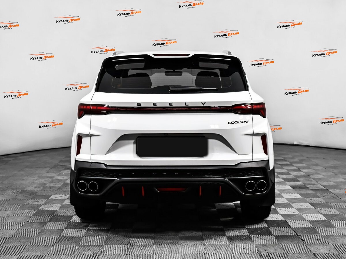 Geely Coolray 2023 года с пробегом. Фото: #5